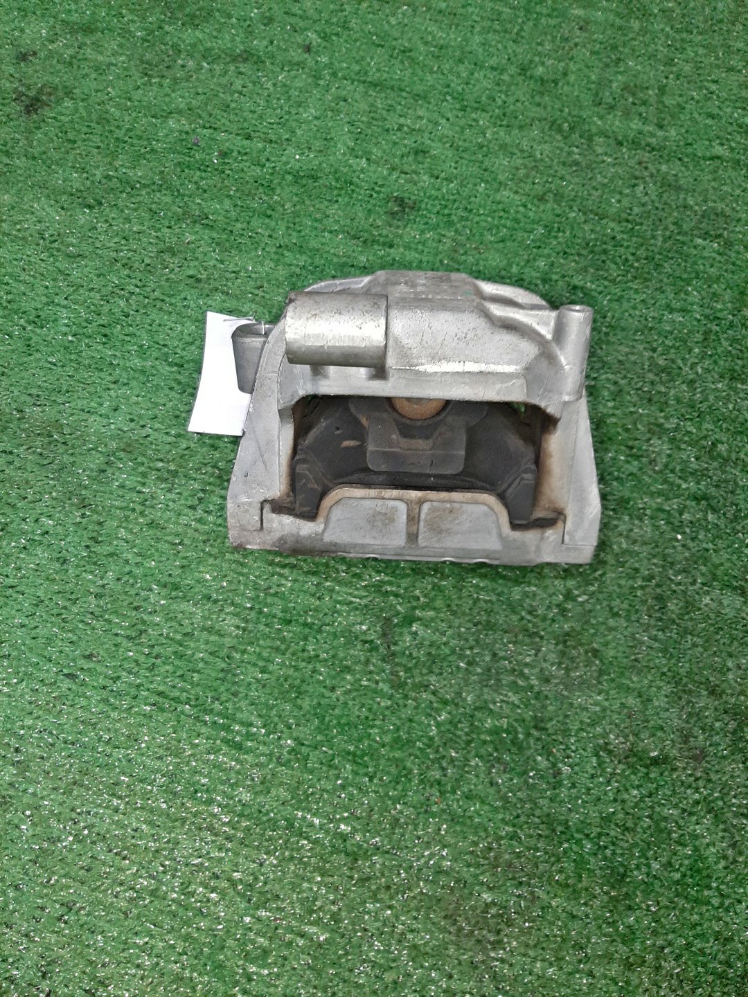 Подушка двс правая передняя AUDI Q3 8UB CPSA 3 ракурс