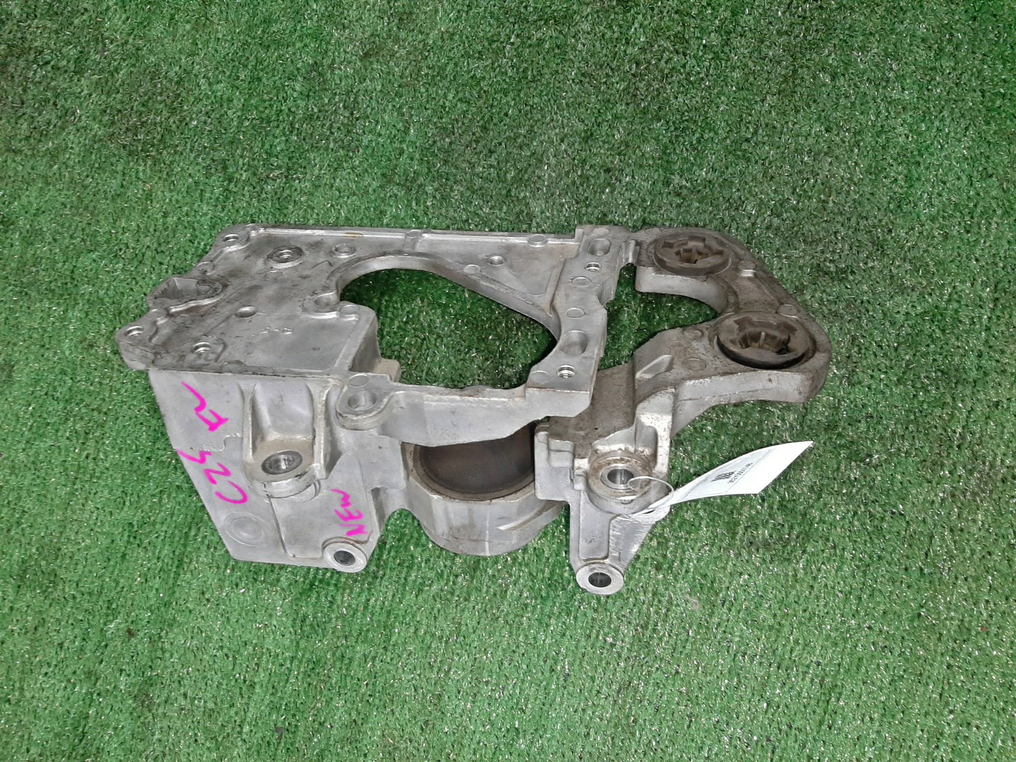Подушка двс левая передняя NISSAN SERENA C25 MR20DE 1 ракурс