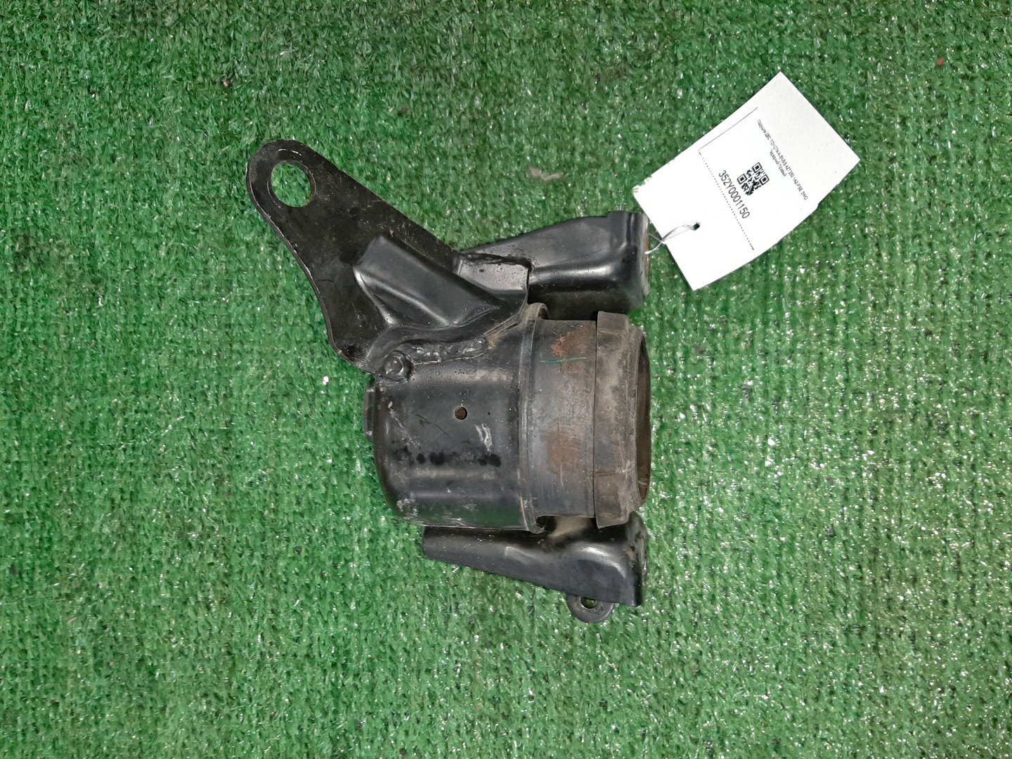 Подушка двс правая передняя TOYOTA AVENSIS AZT250 1AZ-FSE 2 ракурс