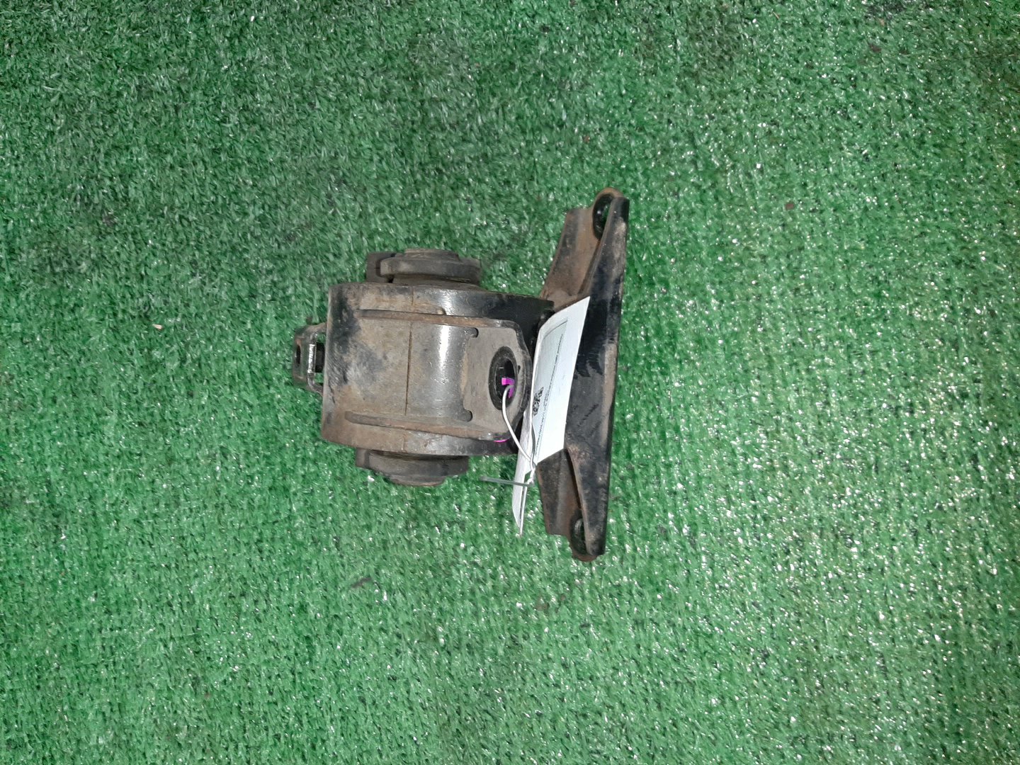 Подушка двс правая передняя HONDA AIRWAVE GJ1 L15A 1 ракурс