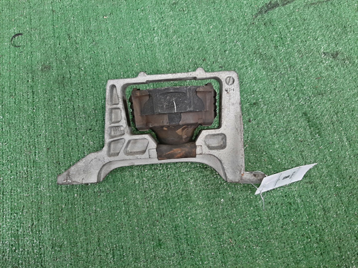 Подушка двс правая передняя MAZDA AXELA BK3P L3-VDT 1 ракурс
