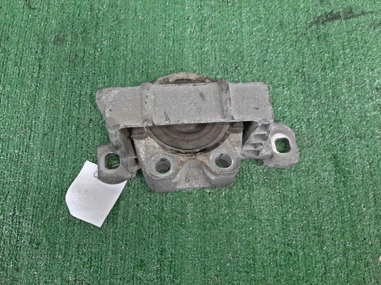 Подушка двс правая передняя MAZDA AXELA BK3P L3-VDT 2 ракурс