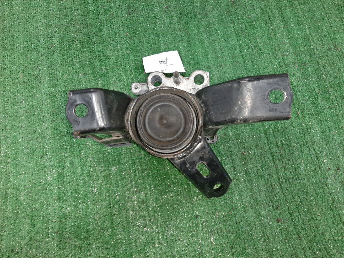 Подушка двс правая передняя TOYOTA PRIUS ALPHA ZVW41W 2ZR-FXE 3 ракурс