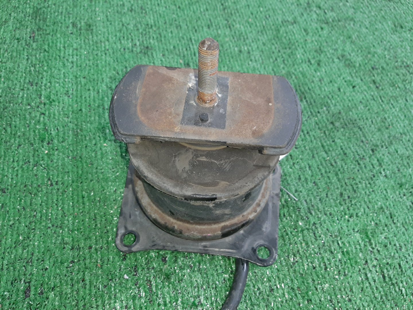 Подушка двс задняя HONDA ODYSSEY RA9 J30A 1 ракурс