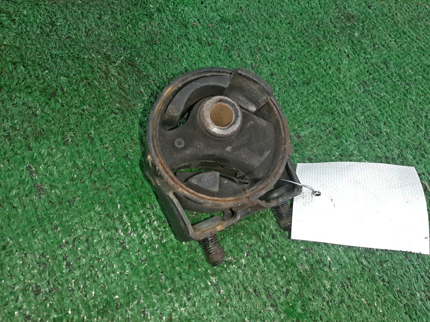 Подушка двс задняя MAZDA DEMIO DW5W B5 1 ракурс Подушка двс задняя MAZDA DEMIO DW5W B5 1 ракурс