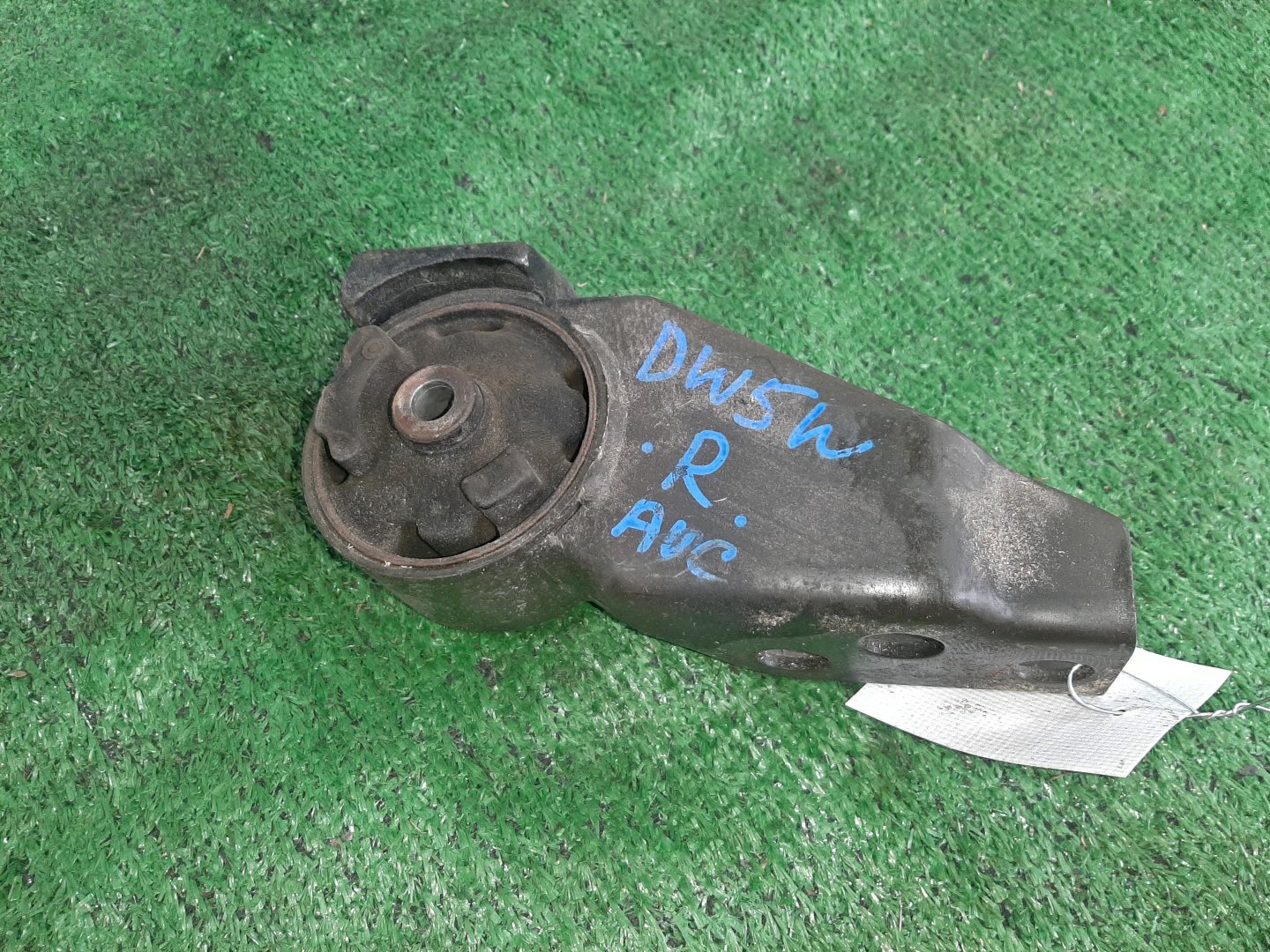 Подушка двс задняя MAZDA DEMIO DW5W B5 2 ракурс Подушка двс задняя MAZDA DEMIO DW5W B5 2 ракурс