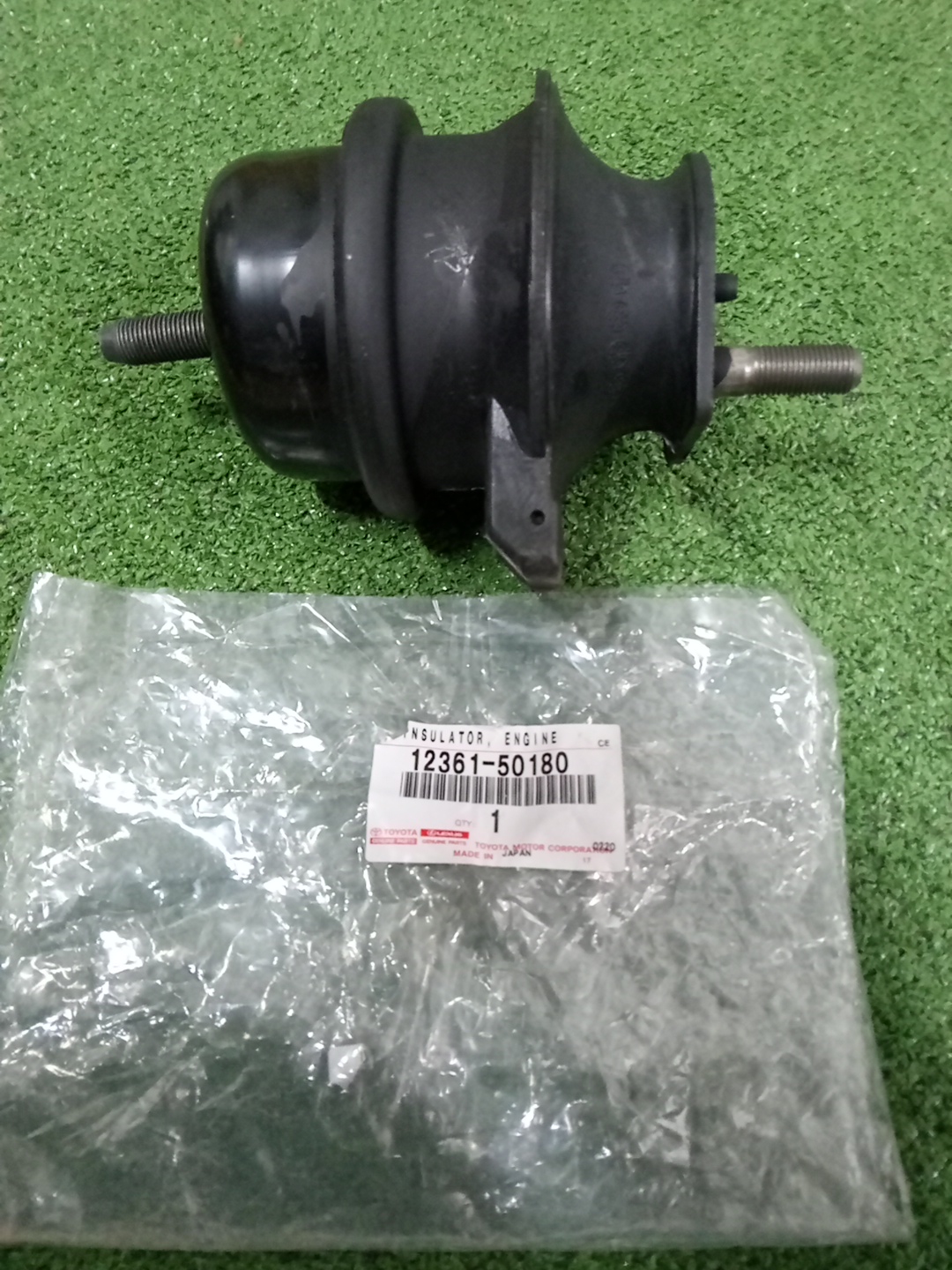 Подушка двс TOYOTA CELSIOR UCF30 3UZ-FE 12361-50180 2 ракурс