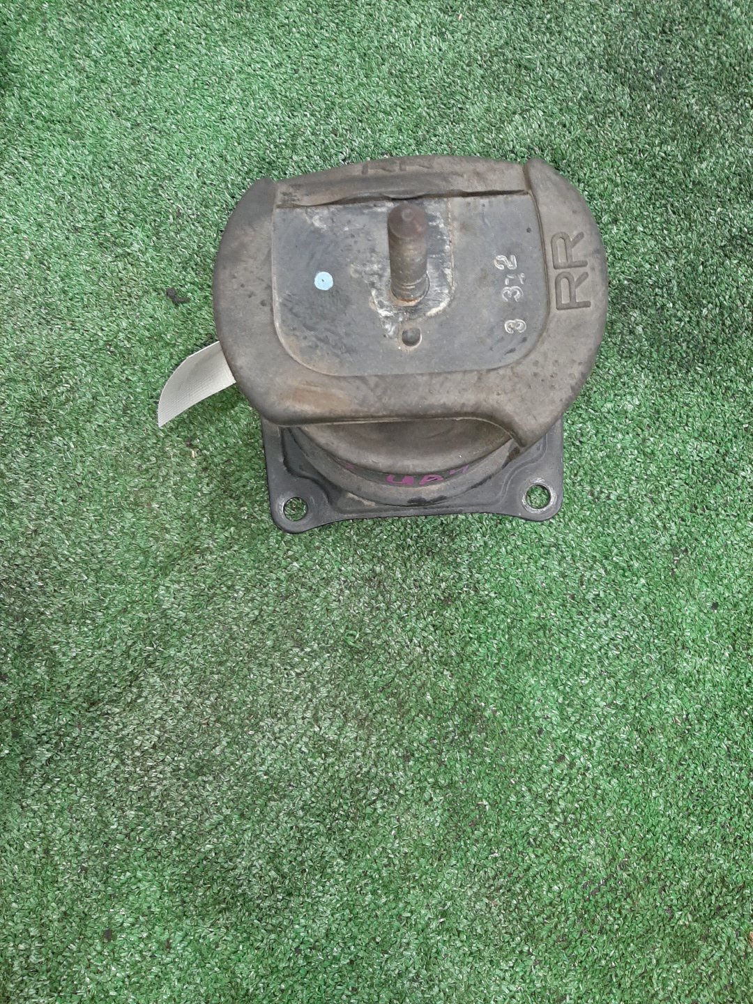 Подушка двс задняя HONDA INSPIRE UA4 J25A 1 ракурс