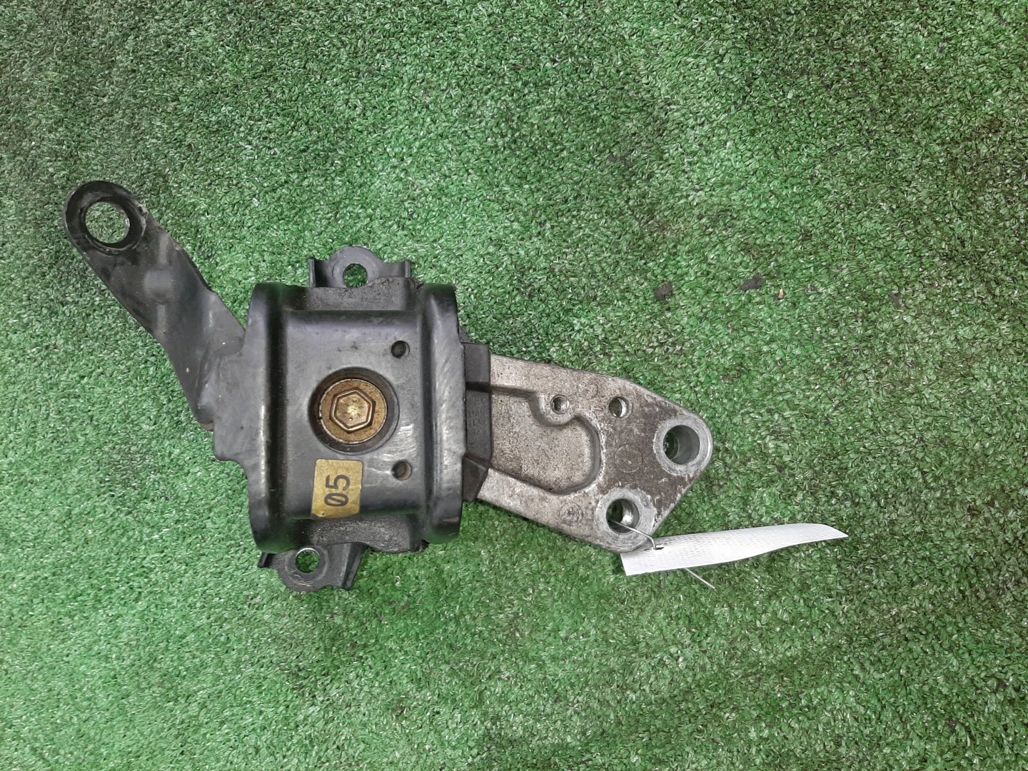 Подушка двс правая передняя TOYOTA COROLLA NZE121 1NZ-FE 1 ракурс