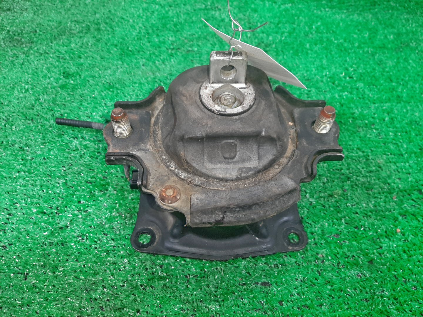 Подушка двс передняя HONDA INSPIRE UC1 J30A 1 ракурс
