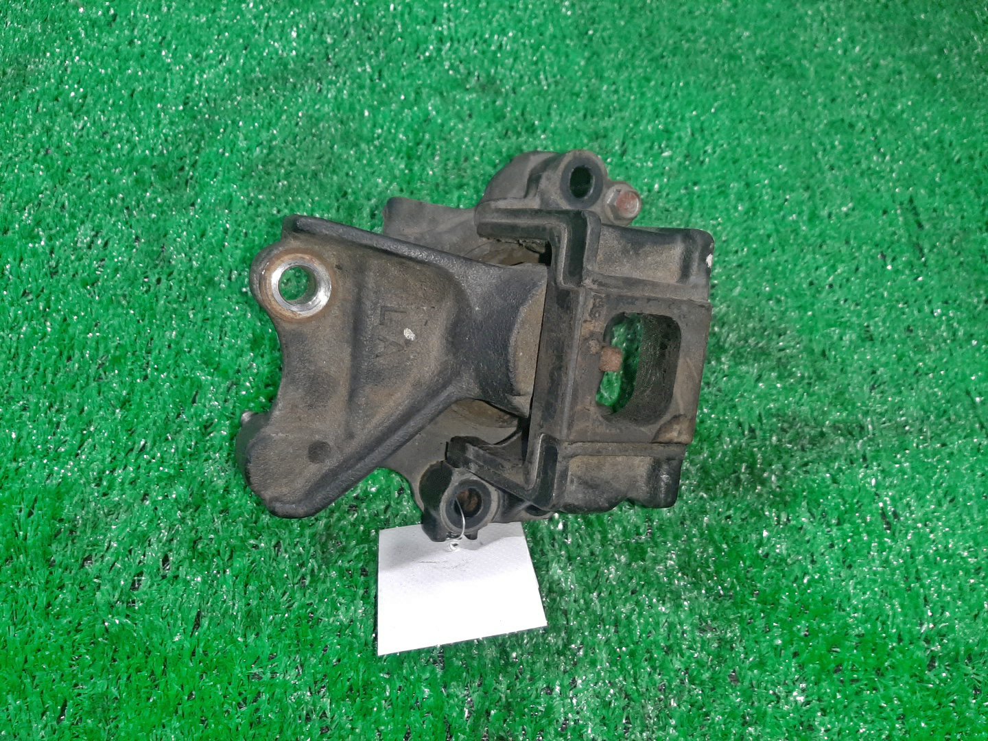 Подушка двс правая передняя HONDA AIRWAVE GJ1 L15A 1 ракурс