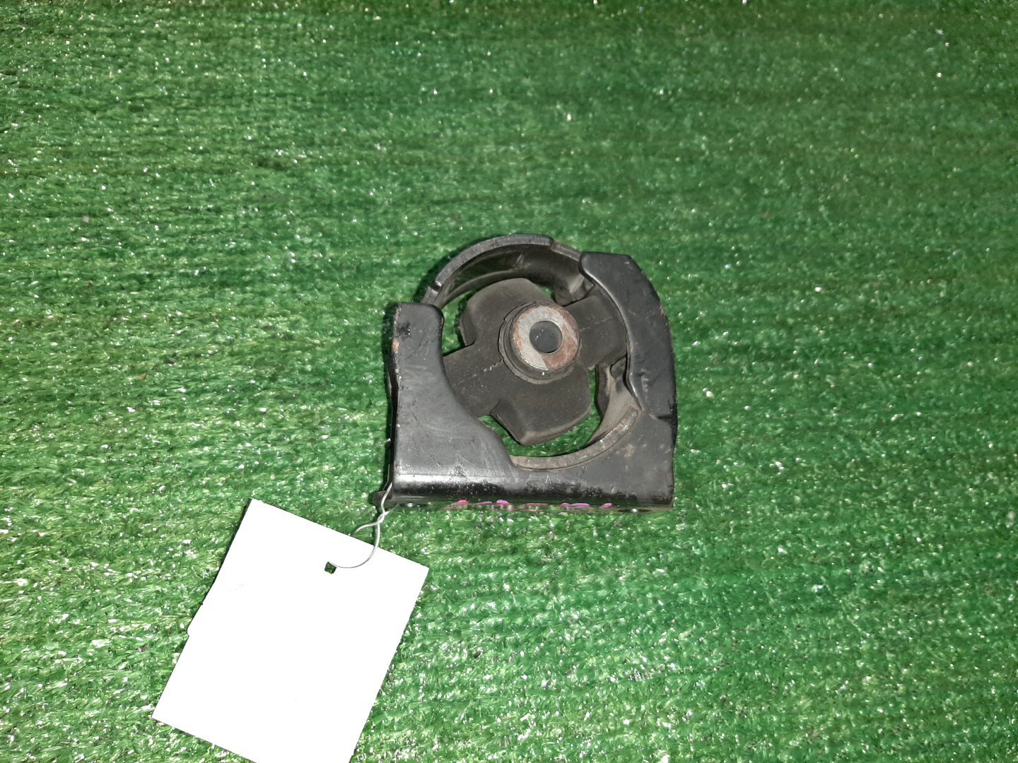Подушка двс передняя TOYOTA COROLLA NZE121 1NZ-FE 1 ракурс