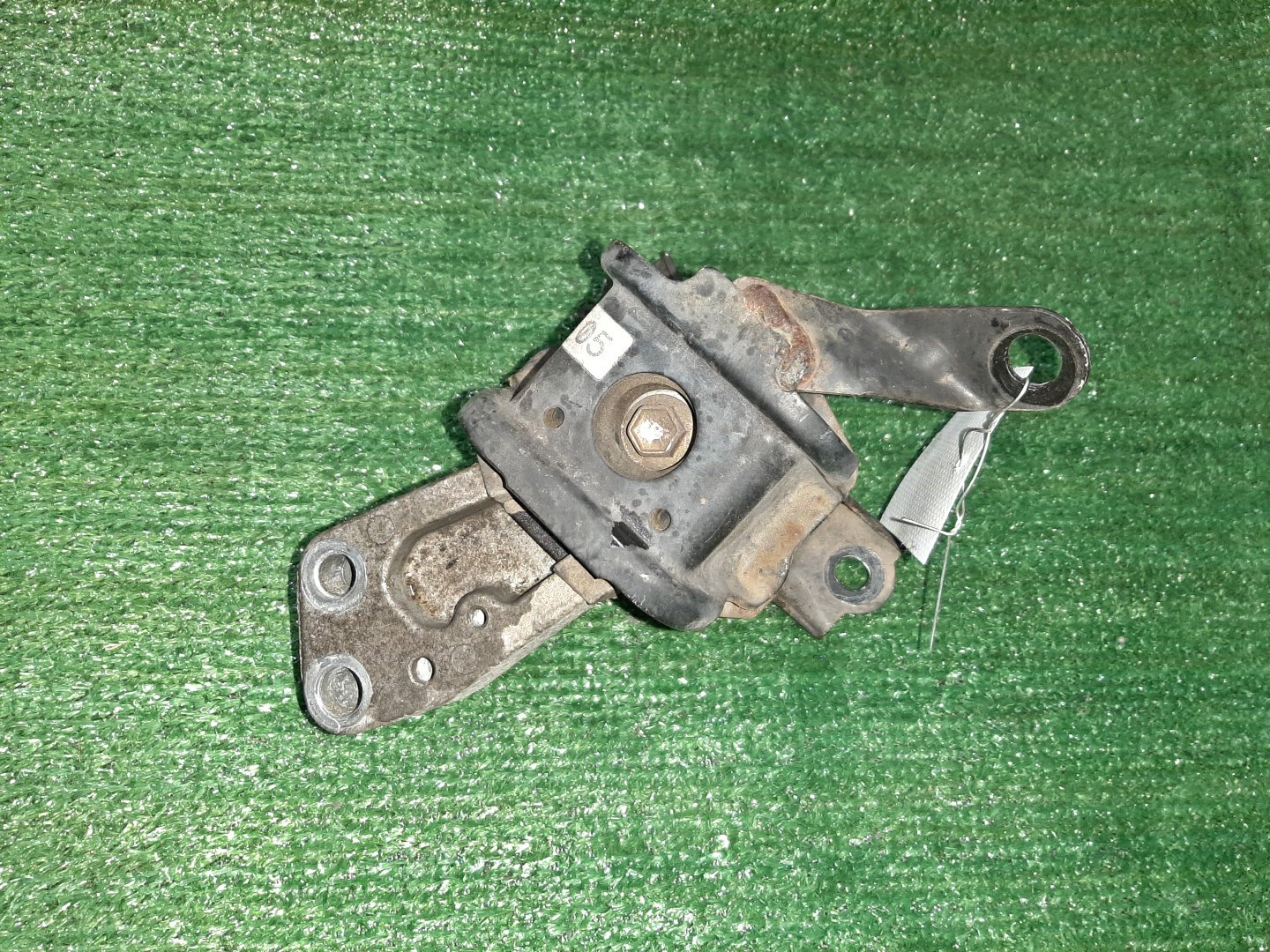Подушка двс правая передняя TOYOTA COROLLA NZE121 1NZ-FE 1 ракурс