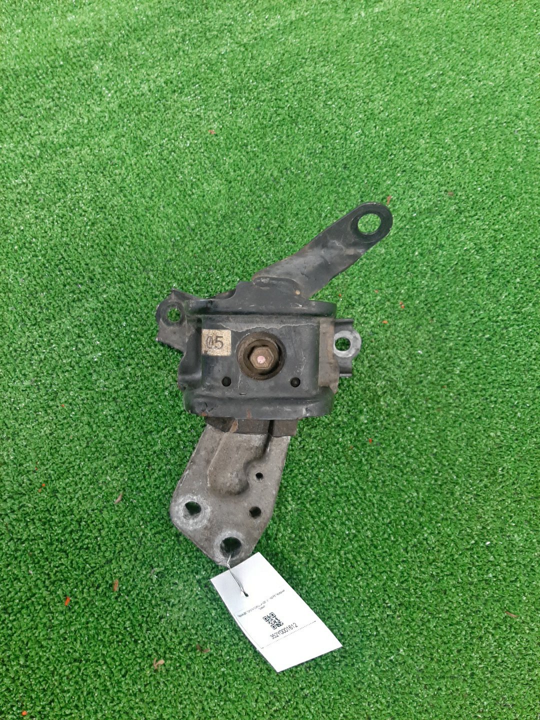 Подушка двс правая передняя TOYOTA COROLLA NZE121 1NZ-FE 2 ракурс
