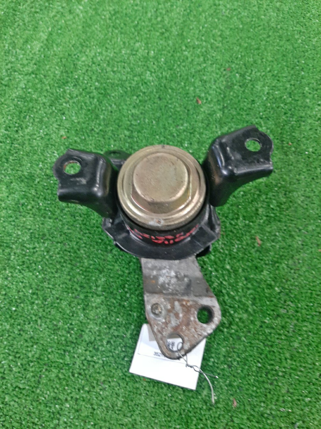 Подушка двс правая передняя TOYOTA COROLLA NZE124 1NZ-FE 1 ракурс