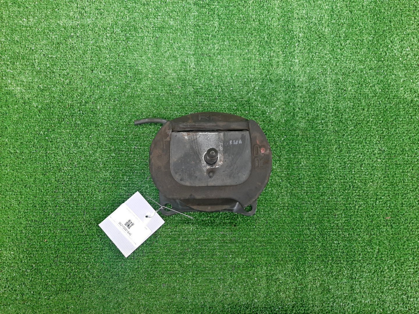 Подушка двс задняя HONDA INSPIRE UA4 J25A 1 ракурс