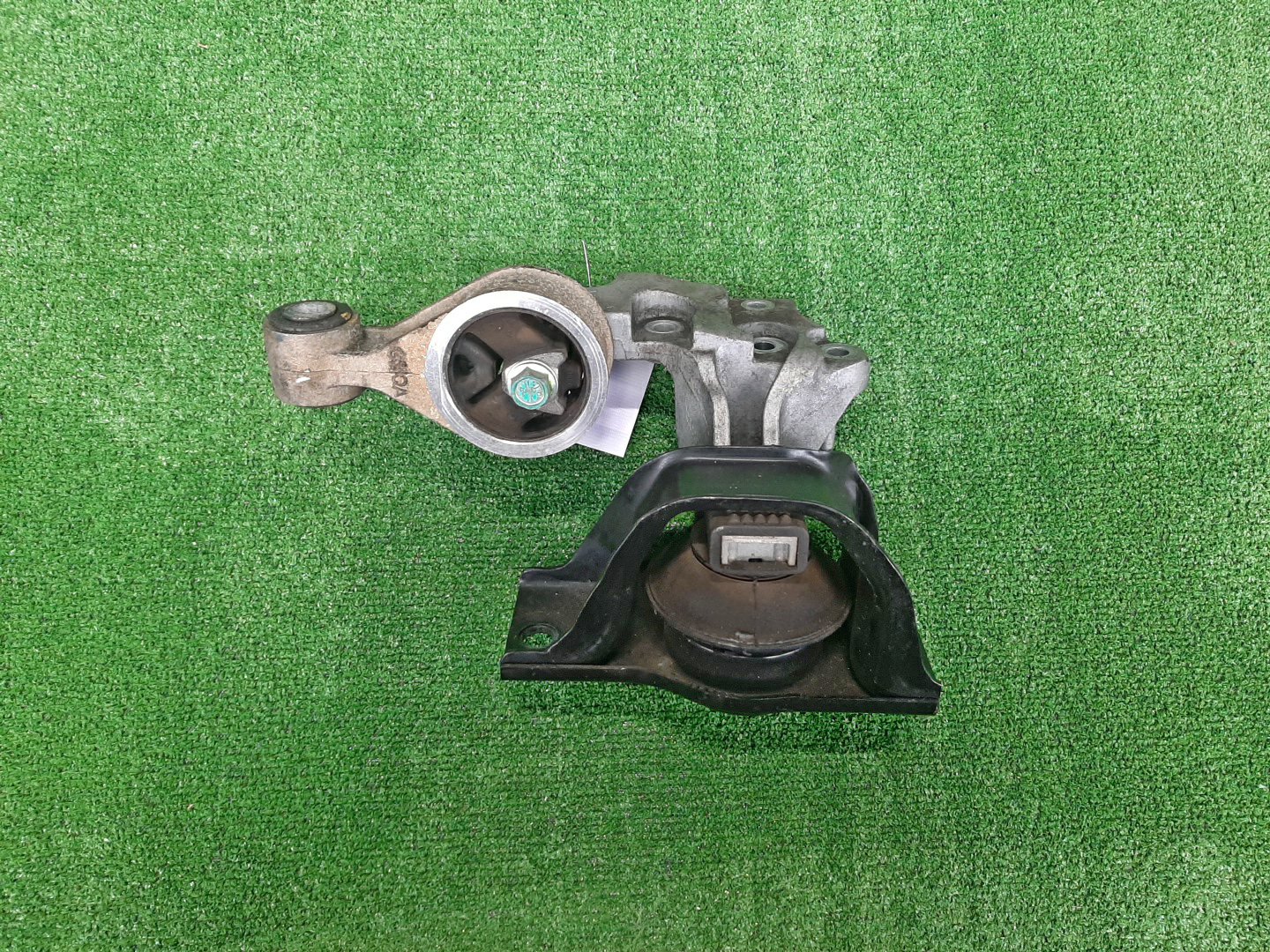 Подушка двс правая передняя RENAULT KOLEOS HY0 2TRA703 1 ракурс