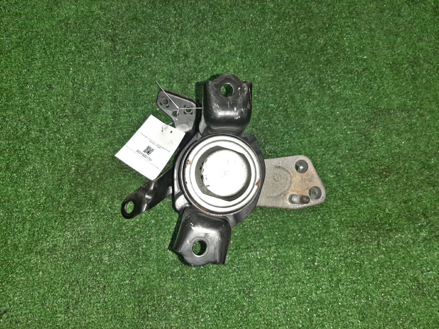 Подушка двс правая передняя TOYOTA COROLLA FIELDER NZE141G 1NZ-FE 3 ракурс