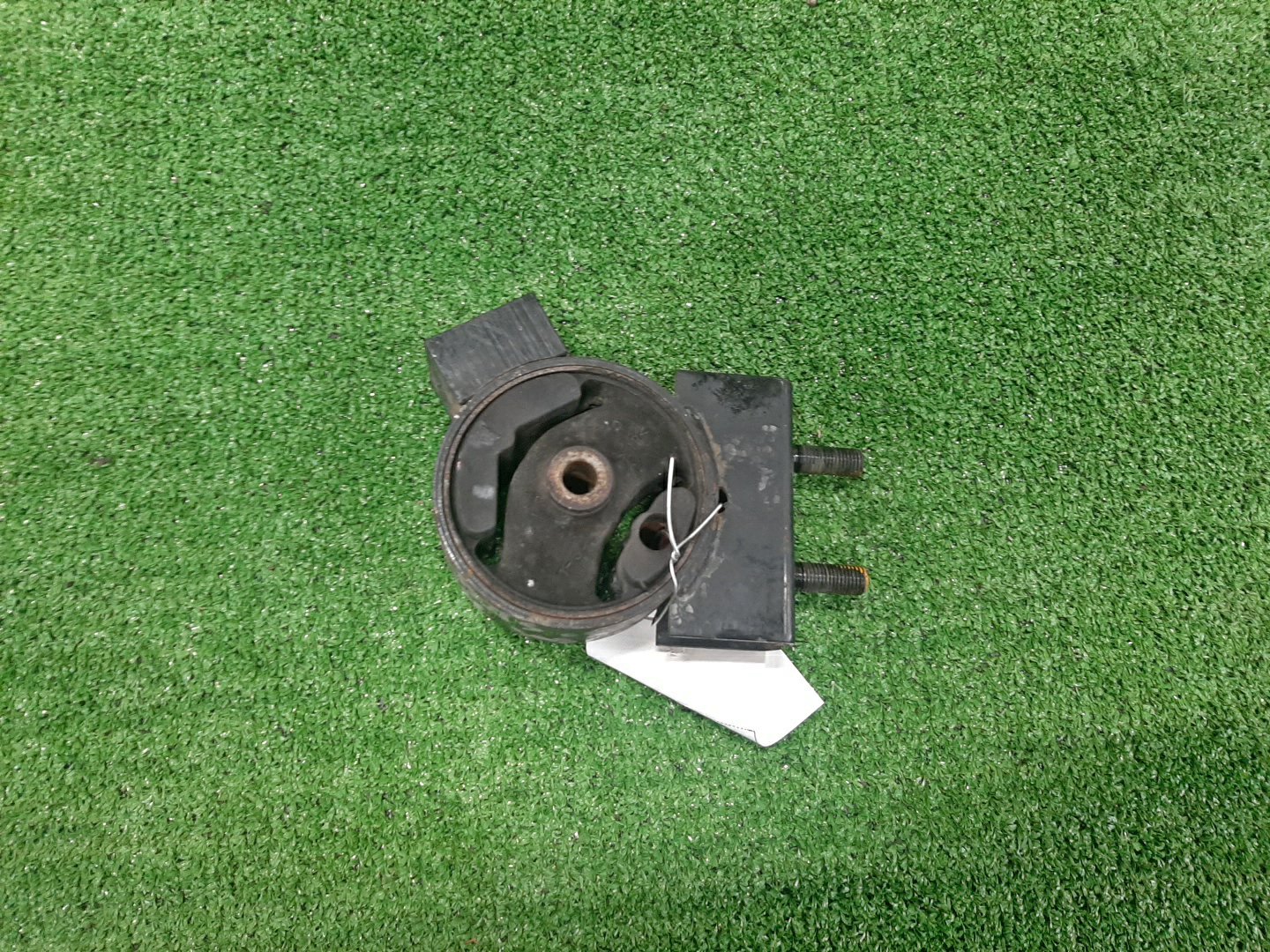 Подушка двс задняя SUZUKI AERIO RB21S M15A 2 ракурс