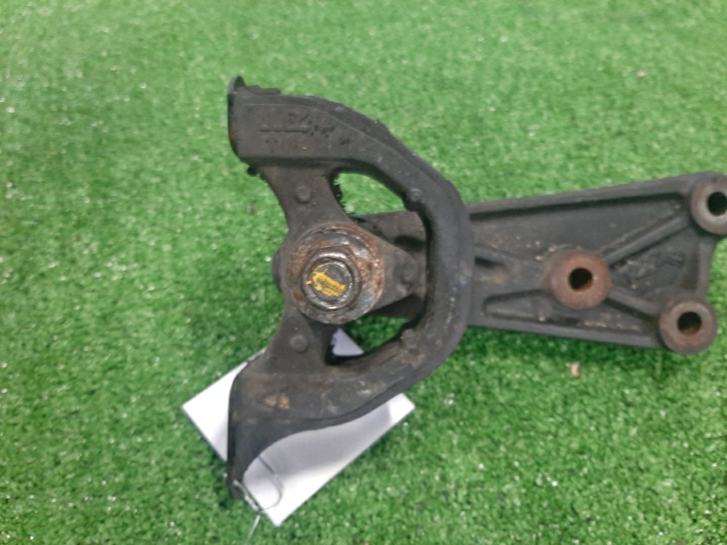 Подушка двс правая передняя HONDA HR-V GH3 D16A 3 ракурс
