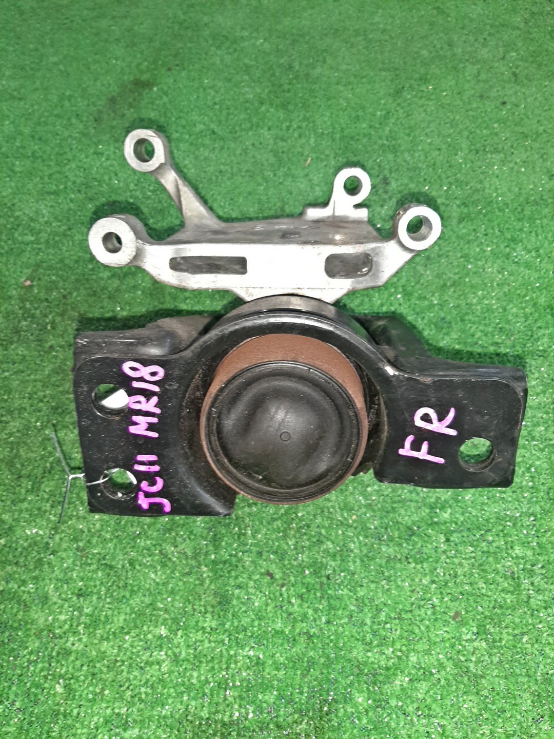 Подушка двс правая передняя NISSAN TIIDA JC11 MR18DE 3 ракурс