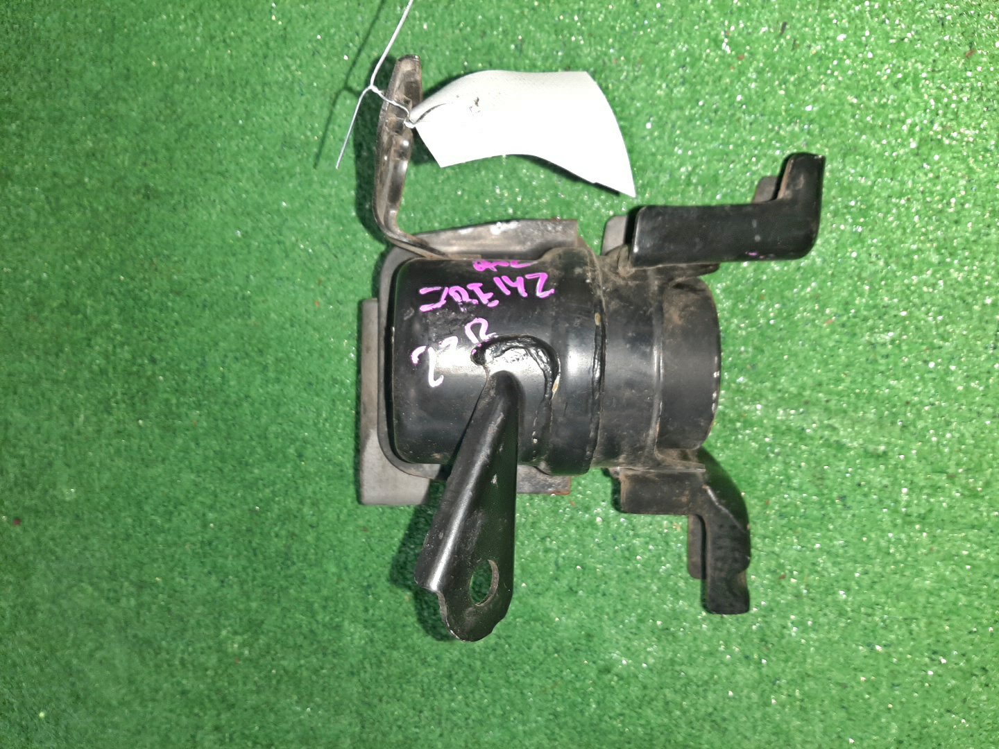 Подушка двс правая передняя TOYOTA COROLLA FIELDER, COROLLA  AXIO ZRE144G, ZRE142G, ZRE142, ZRE144 2ZR-FAE, 2ZR-FE 2 ракурс