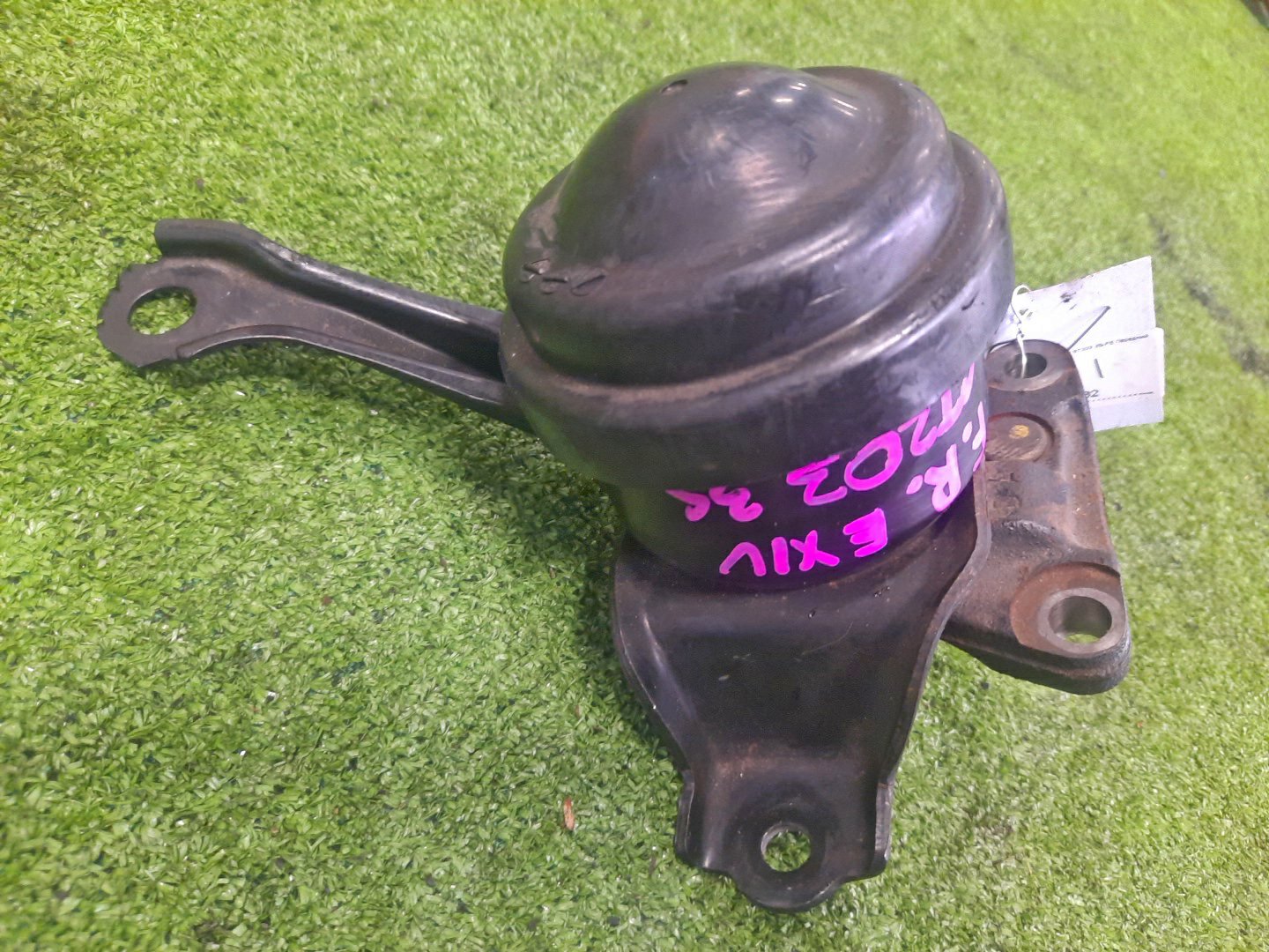 Подушка двс правая передняя TOYOTA CORONA EXIV ST203 3S-FE 3 ракурс