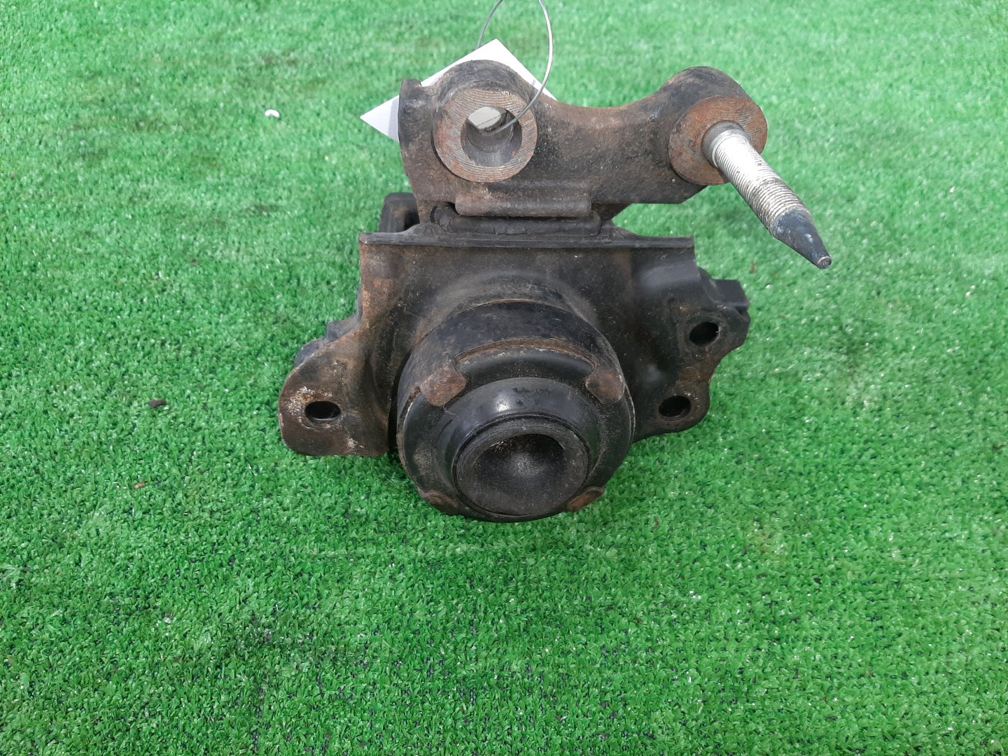 Подушка двс правая передняя HONDA AIRWAVE GJ1 L15A 2 ракурс