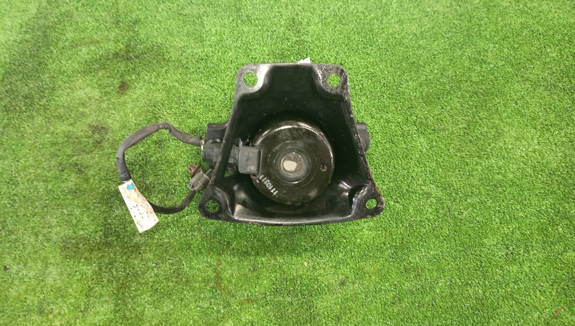 Подушка двс задняя HONDA INSPIRE CP3 J35A 2 ракурс