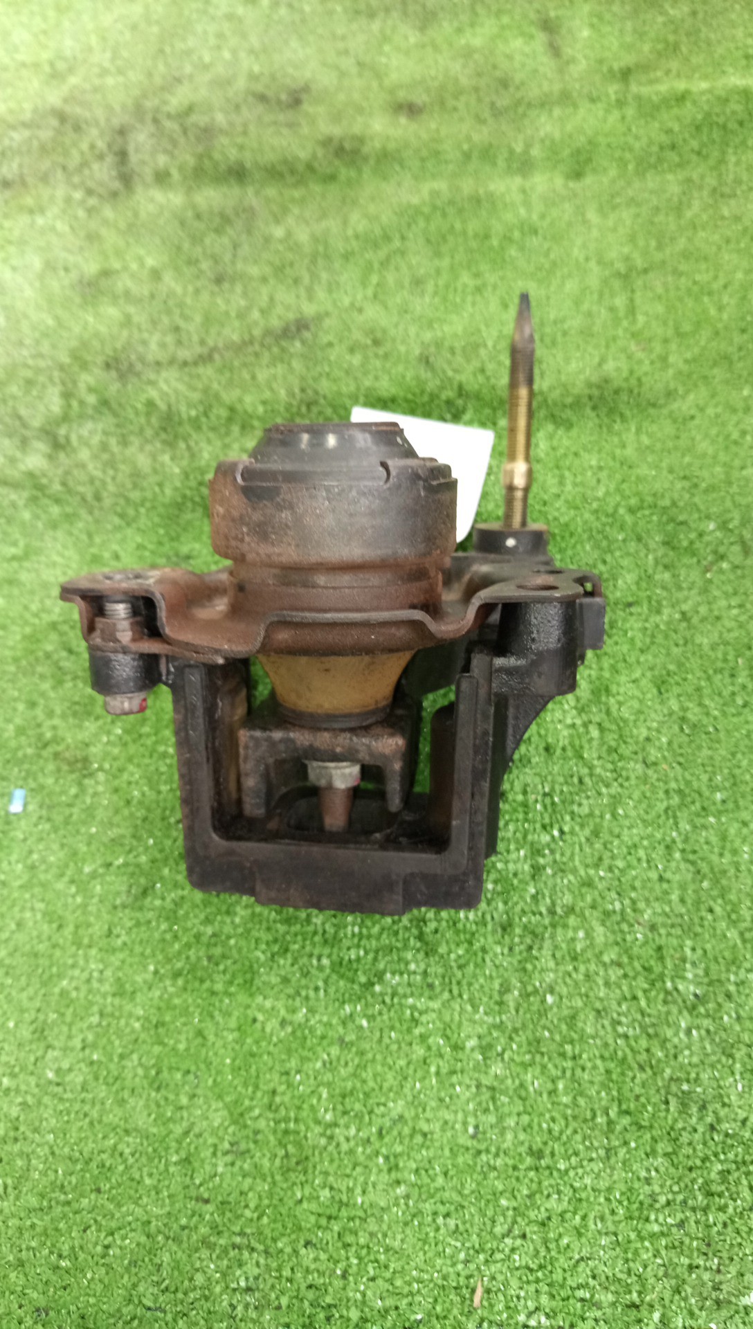 Подушка двс правая передняя HONDA AIRWAVE GJ1 L15A 2 ракурс