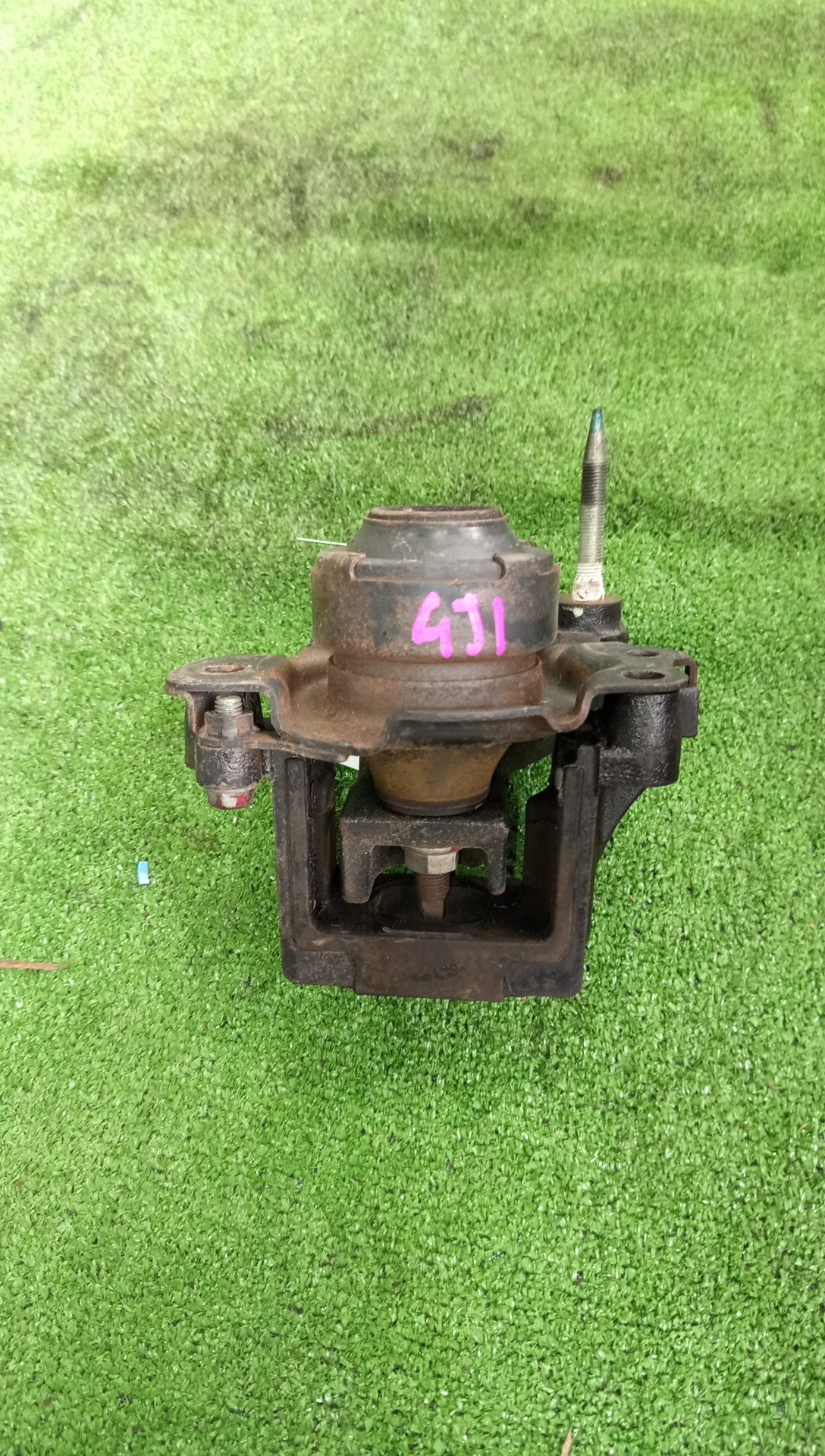 Подушка двс правая передняя HONDA AIRWAVE GJ1 L15A 1 ракурс