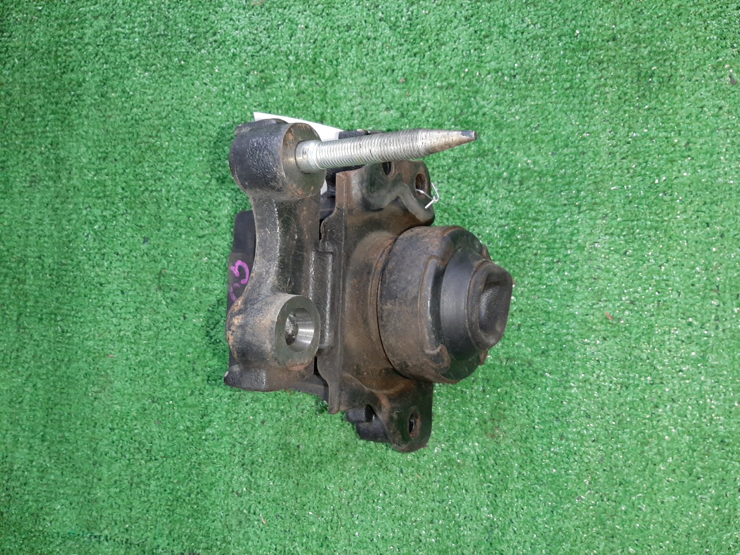 Подушка двс правая передняя HONDA AIRWAVE GJ1 L15A 1 ракурс