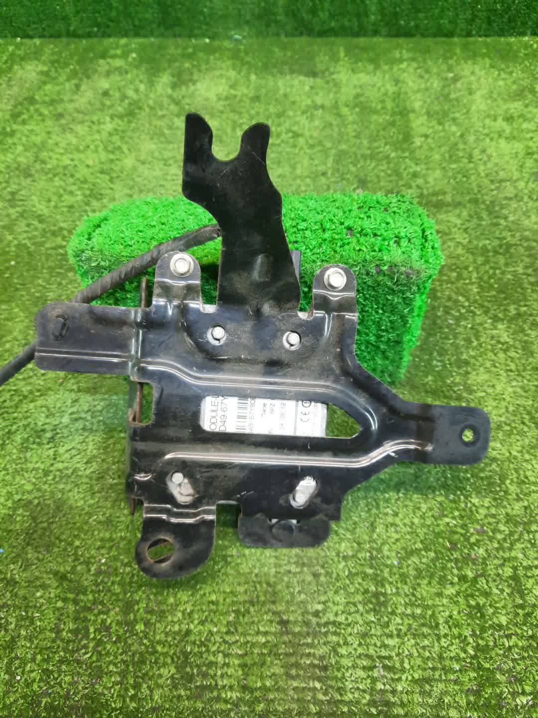 Радар-детектор правый задний MAZDA CX-5 KE5AW, KE5FW, KEEAW, KEEFW, KE2AW, KE2FW KD49-67Y80B 2 ракурс