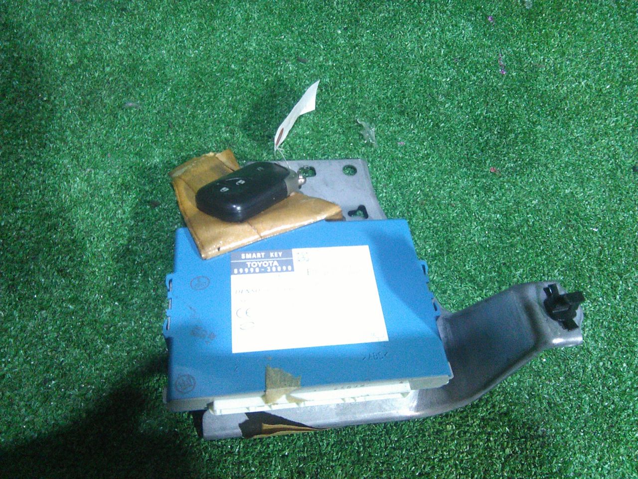 Блок управления LEXUS GS450H GWS191 89990-30090 1 ракурс