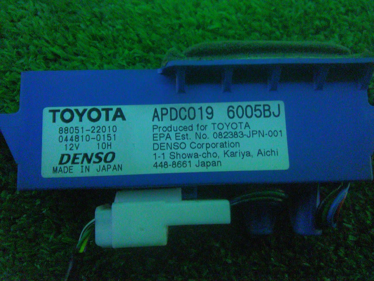 Блок управления LEXUS LS460 USF40 1UR-FSE 88051-22010 2 ракурс