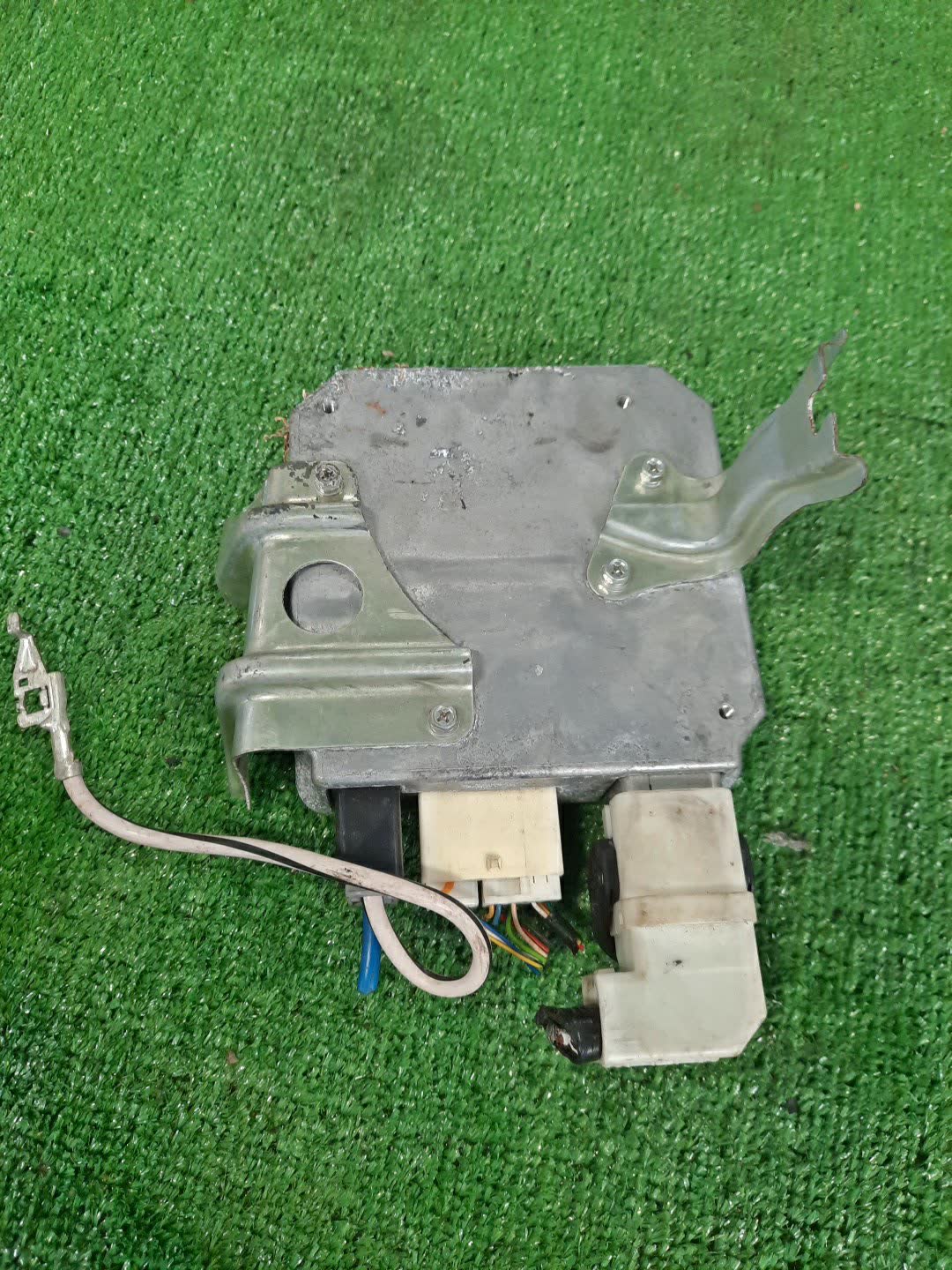 Блок управления рулевой рейкой TOYOTA VANGUARD GSA33W 2GR-FE 89650-42050 2 ракурс