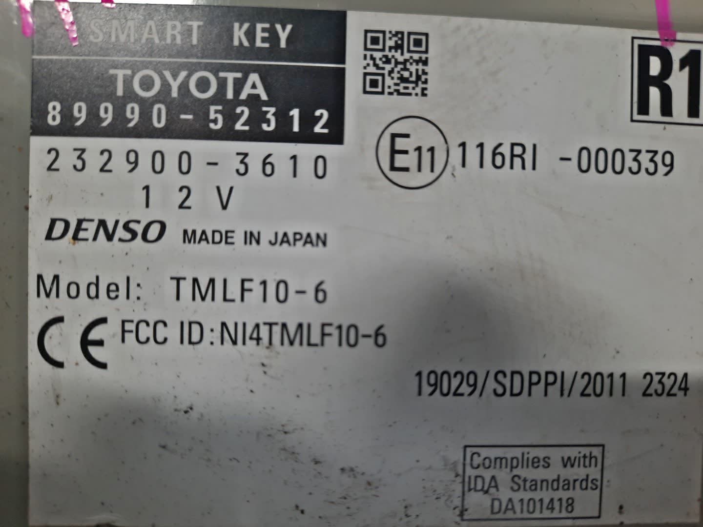 Блок управления TOYOTA AQUA NHP10 1NZ-FXE 89990-52312 2 ракурс