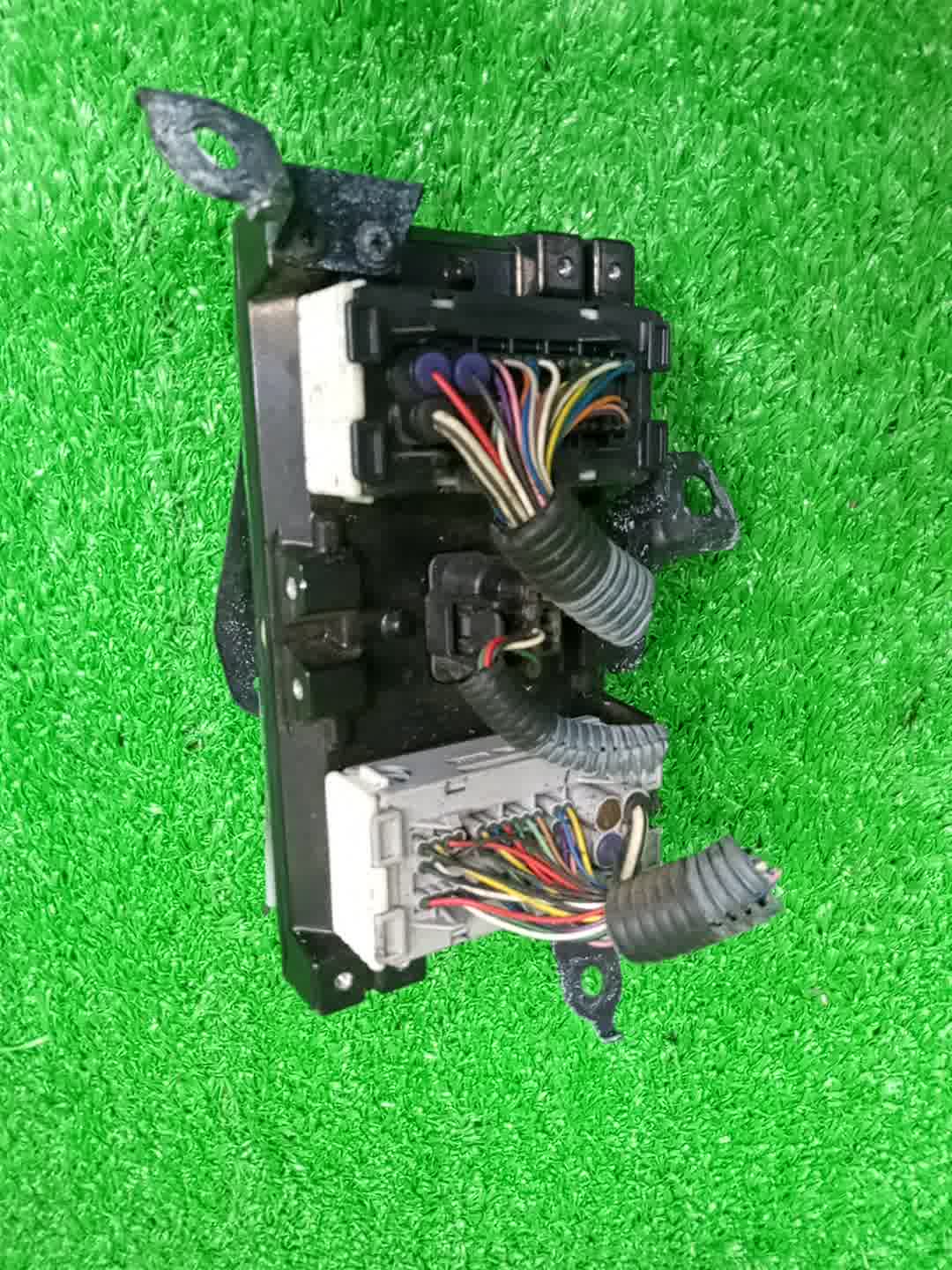 Блок управления LEXUS LS460 USF40 89540-50190 3 ракурс