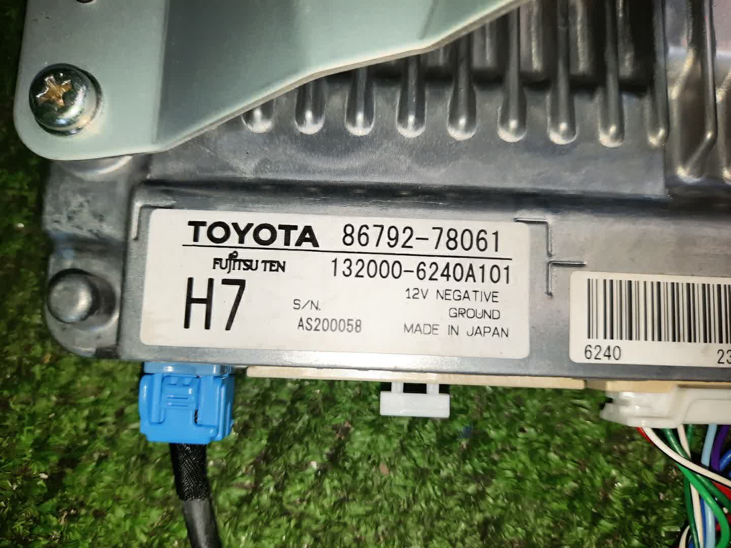 Блок управления LEXUS NX300 AGZ15 86792-78061 3 ракурс