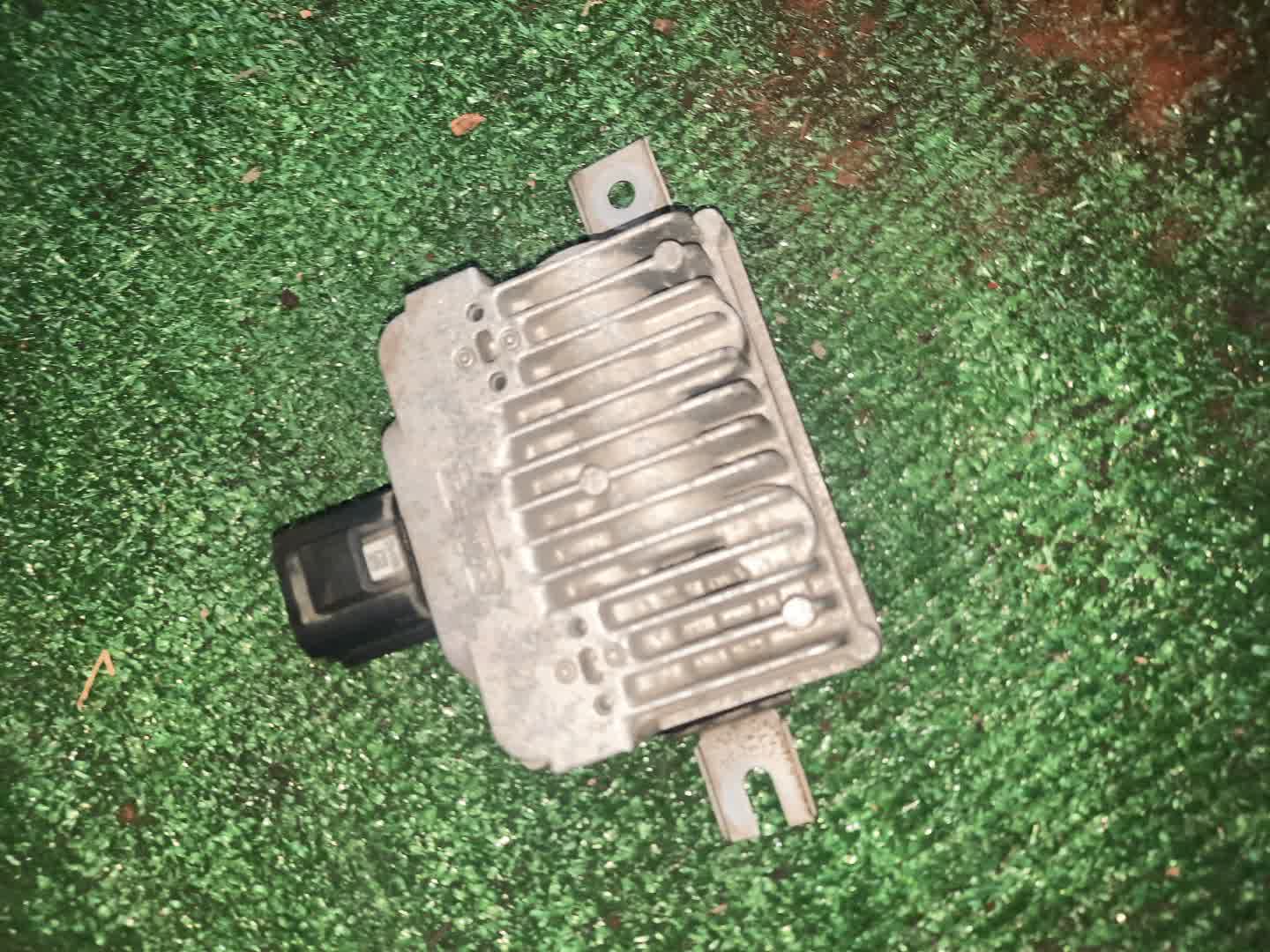 Блок управления VOLVO V60 FW48 B4164T 6G9N-9D372-AC 2 ракурс