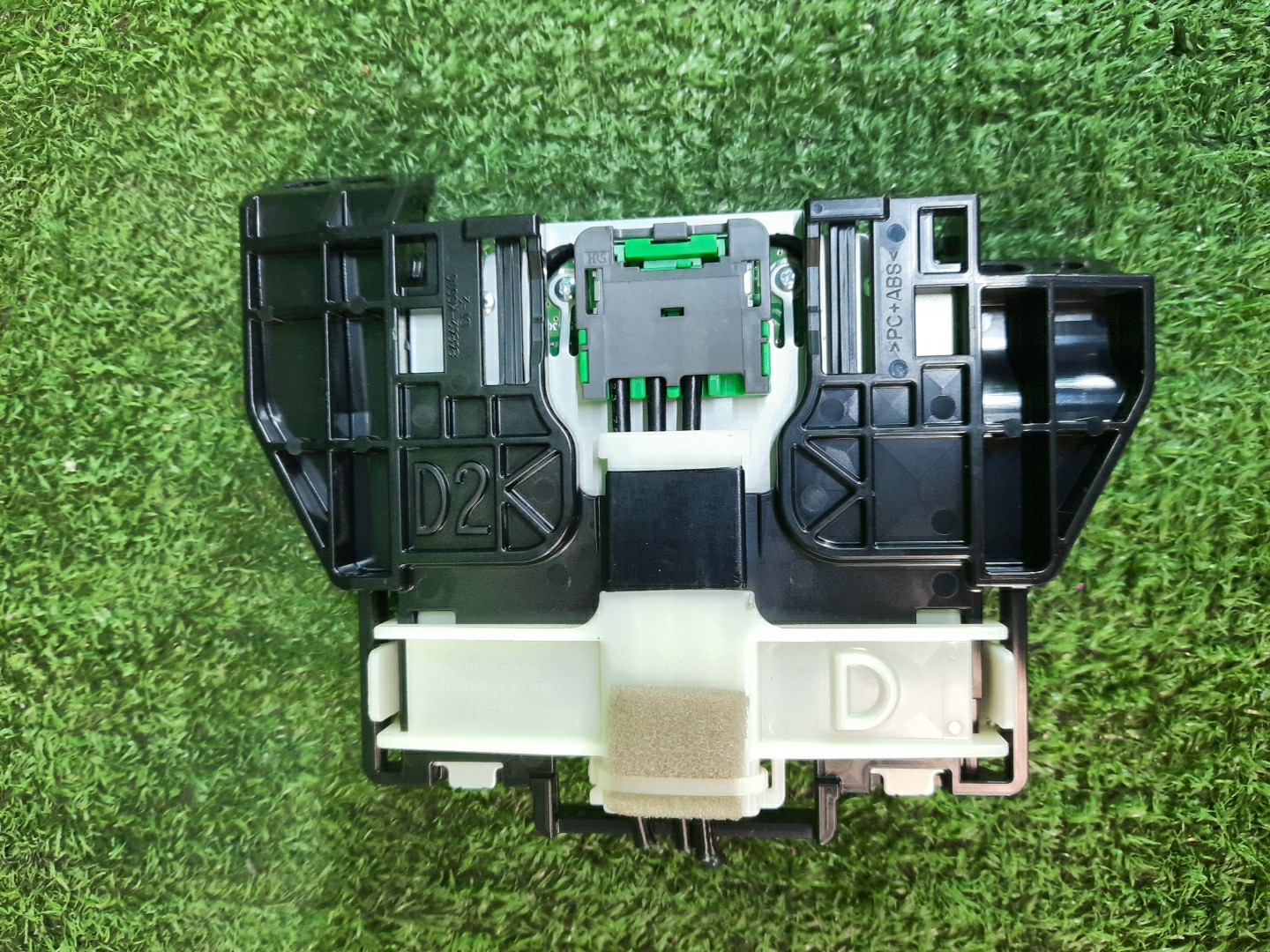 Блок управления TOYOTA YARIS MXPH10 86880-52010 2 ракурс