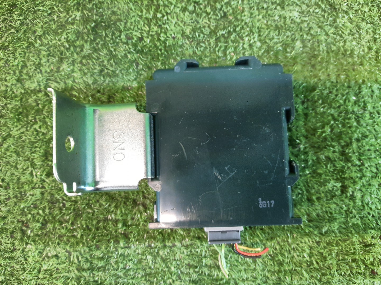 Блок управления HONDA VEZEL RV5 37410-3N0-J01 2 ракурс