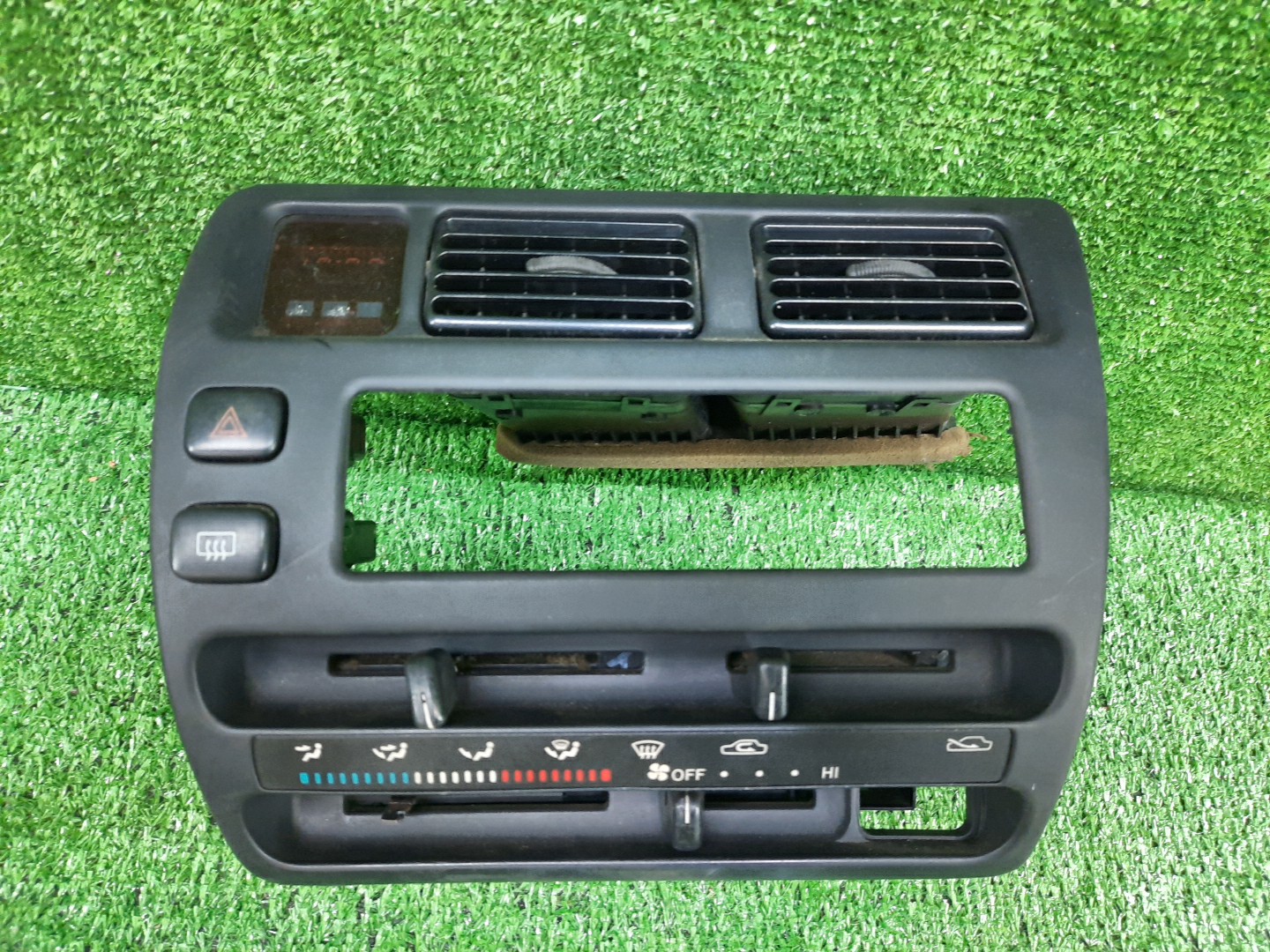  TOYOTA SPRINTER AE100 1 ракурс