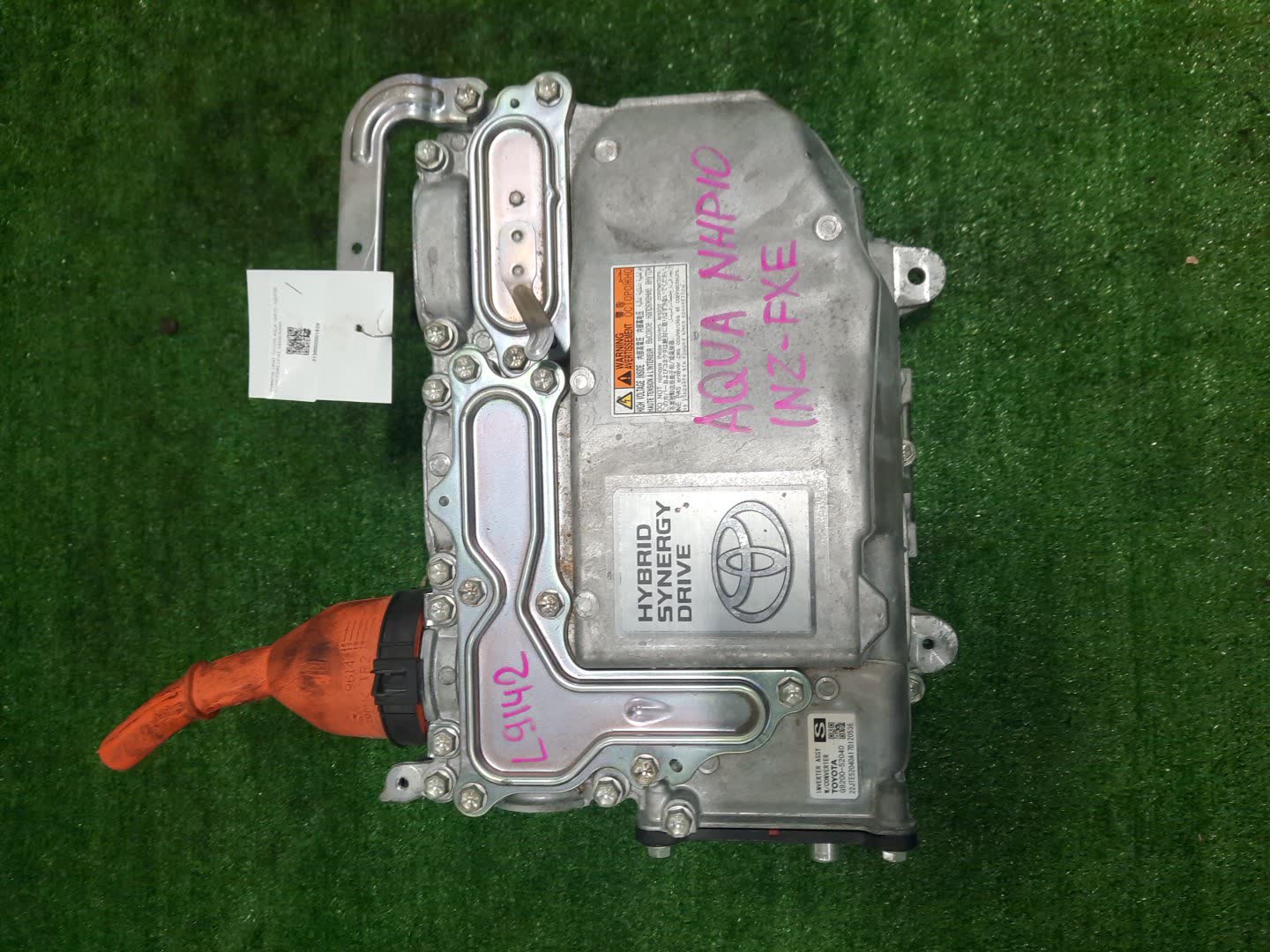 Инвертор TOYOTA SIENTA NHP170G 1NZ-FXE G9200-52040 1 ракурс