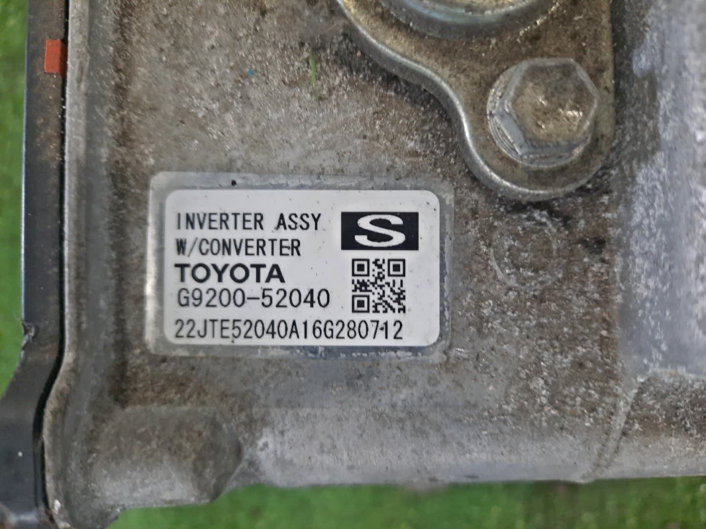 Инвертор TOYOTA SIENTA NHP170G 1NZ-FXE G9200-52040 5 ракурс