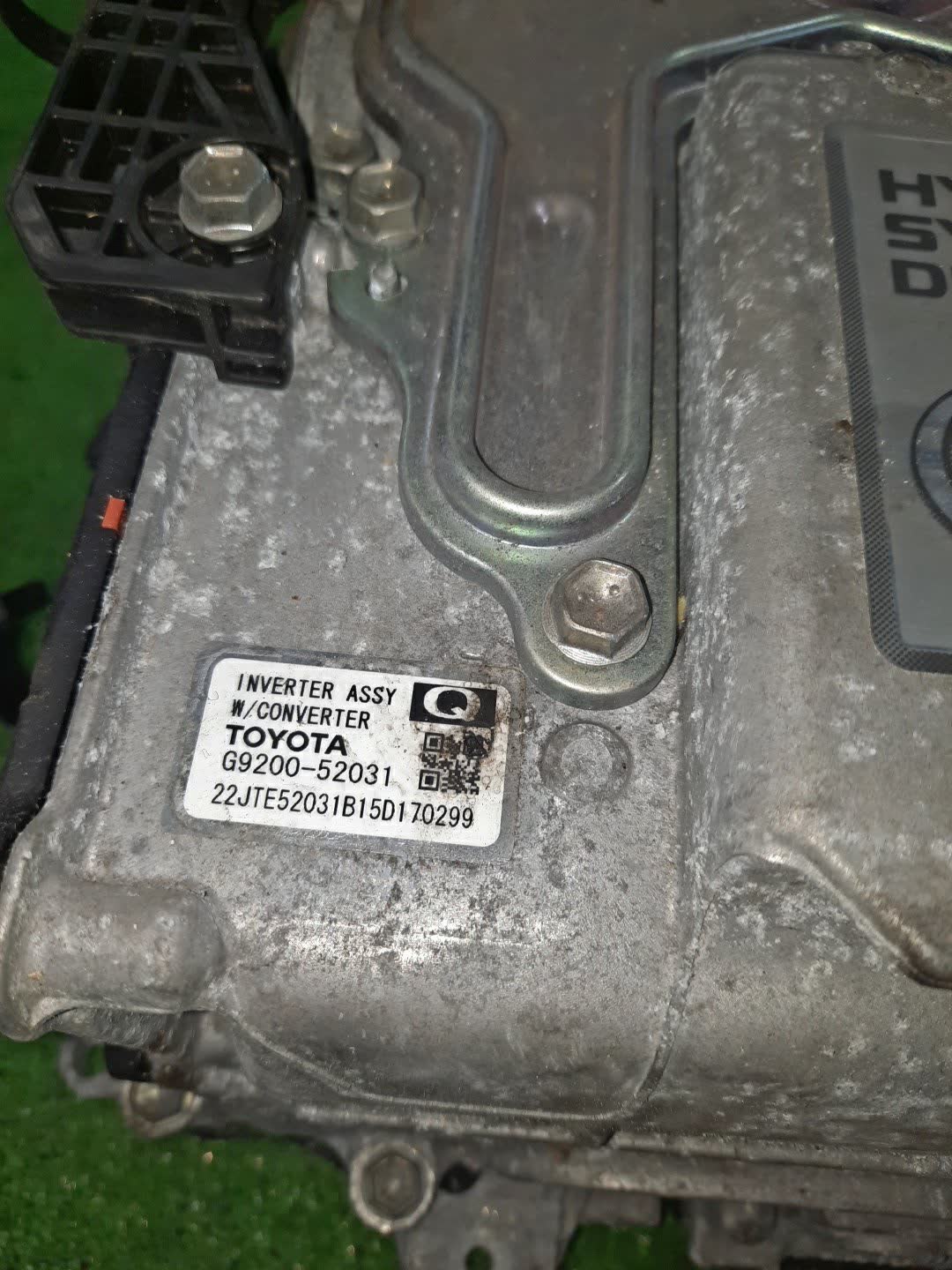 Инвертор TOYOTA AQUA NHP10 1NZ-FXE G9200-52031 3 ракурс