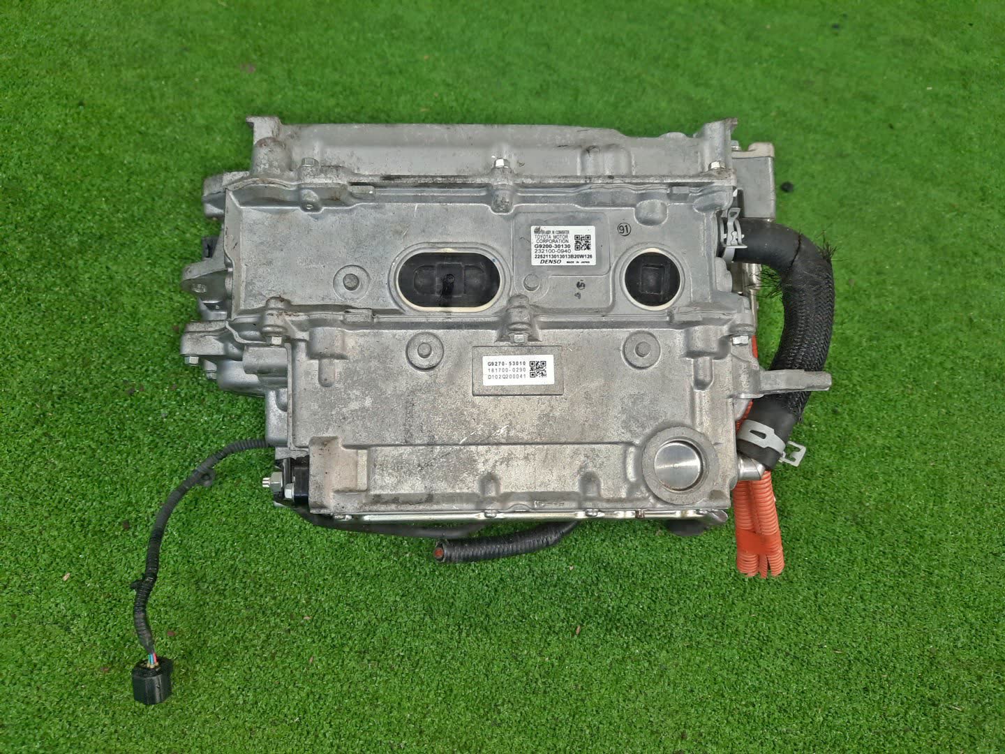Инвертор TOYOTA CROWN AWS210 2AR-FSE G9200-30130 2 ракурс