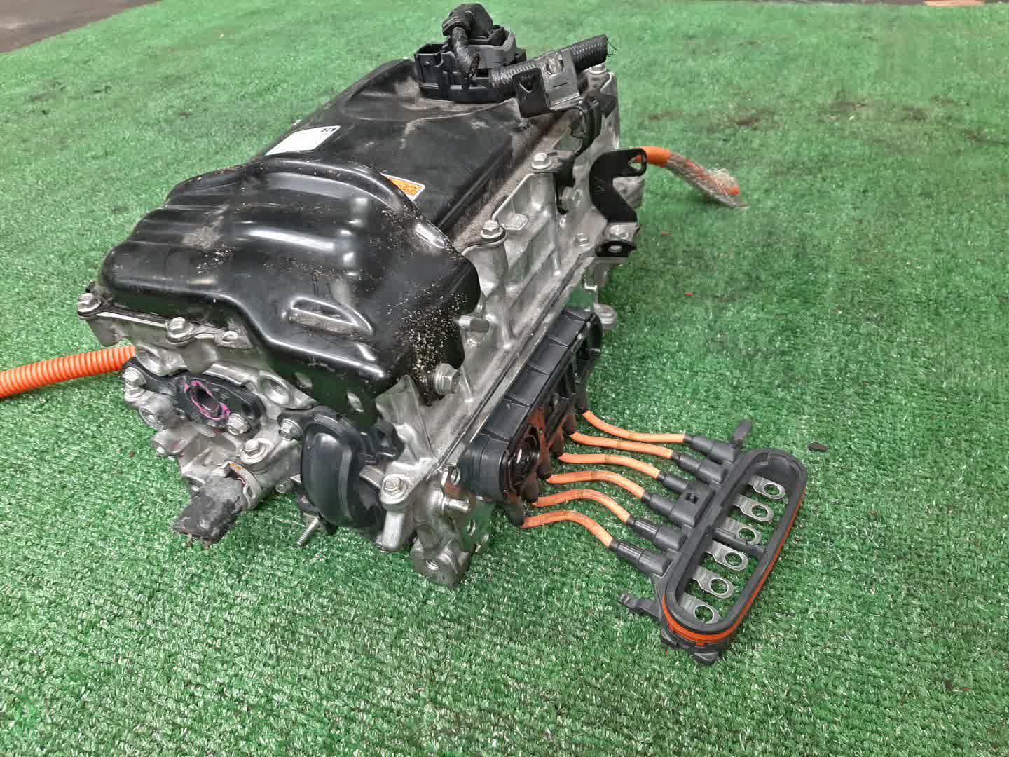 Инвертор TOYOTA AQUA MXPK11 M15A-FXE G9200-52090 2 ракурс