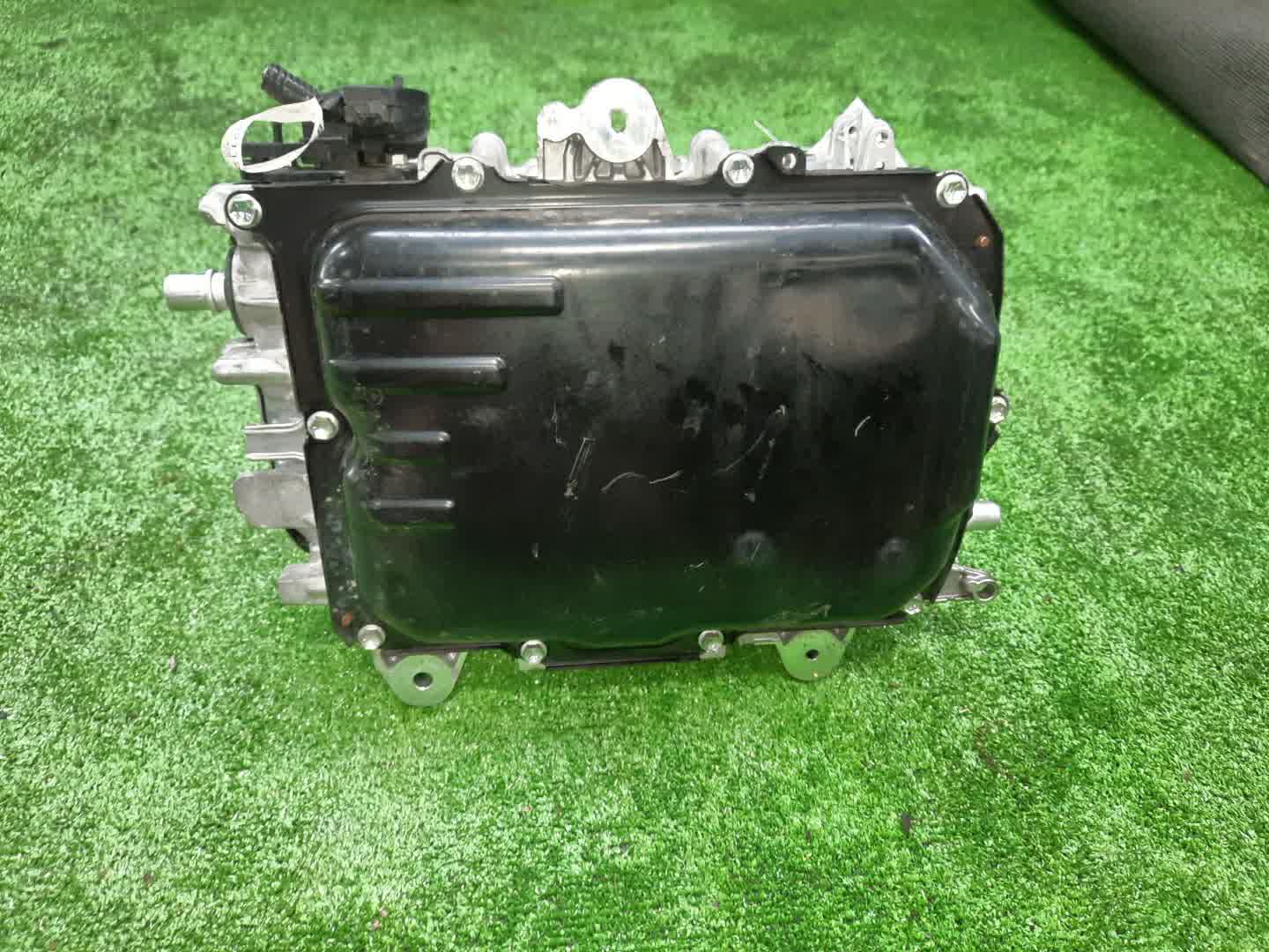 Инвертор TOYOTA SIENTA NHP170G 1NZ-FXE G9200-52040 4 ракурс