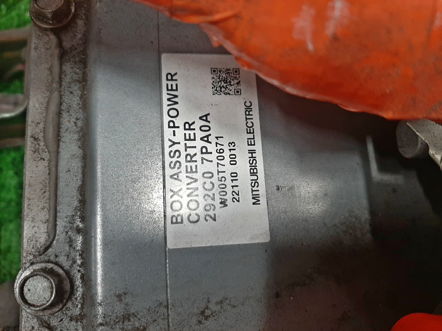 Инвертор MITSUBISHI EK X B5AW MM48 292C0-7PA0A 2 ракурс